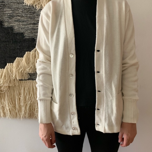 American Vintage Sweaters - 👵🏼 Vintage Off-White Cardigan 👵🏼